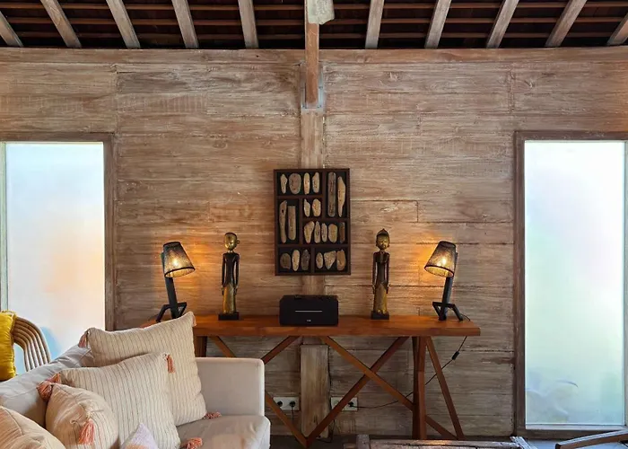 Du Bah - Cozy Tropical 3br 12min To